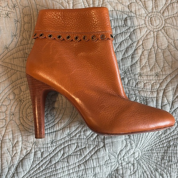 MICHAEL Michael Kors Roadie Leather Ankle Boot in Luggage Tan Women's Size 7M - Picture 10 of 17